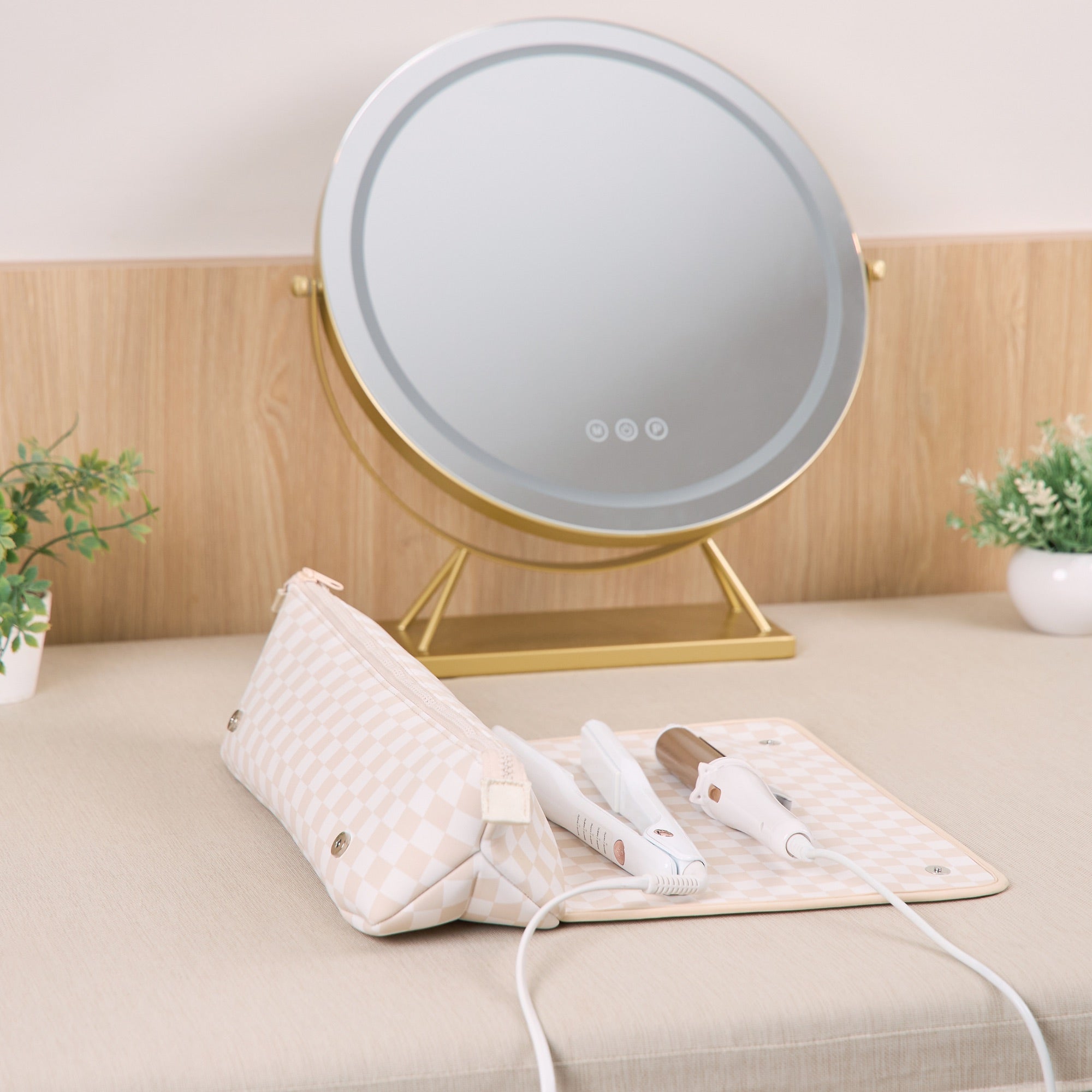 #color_Checkered Peach